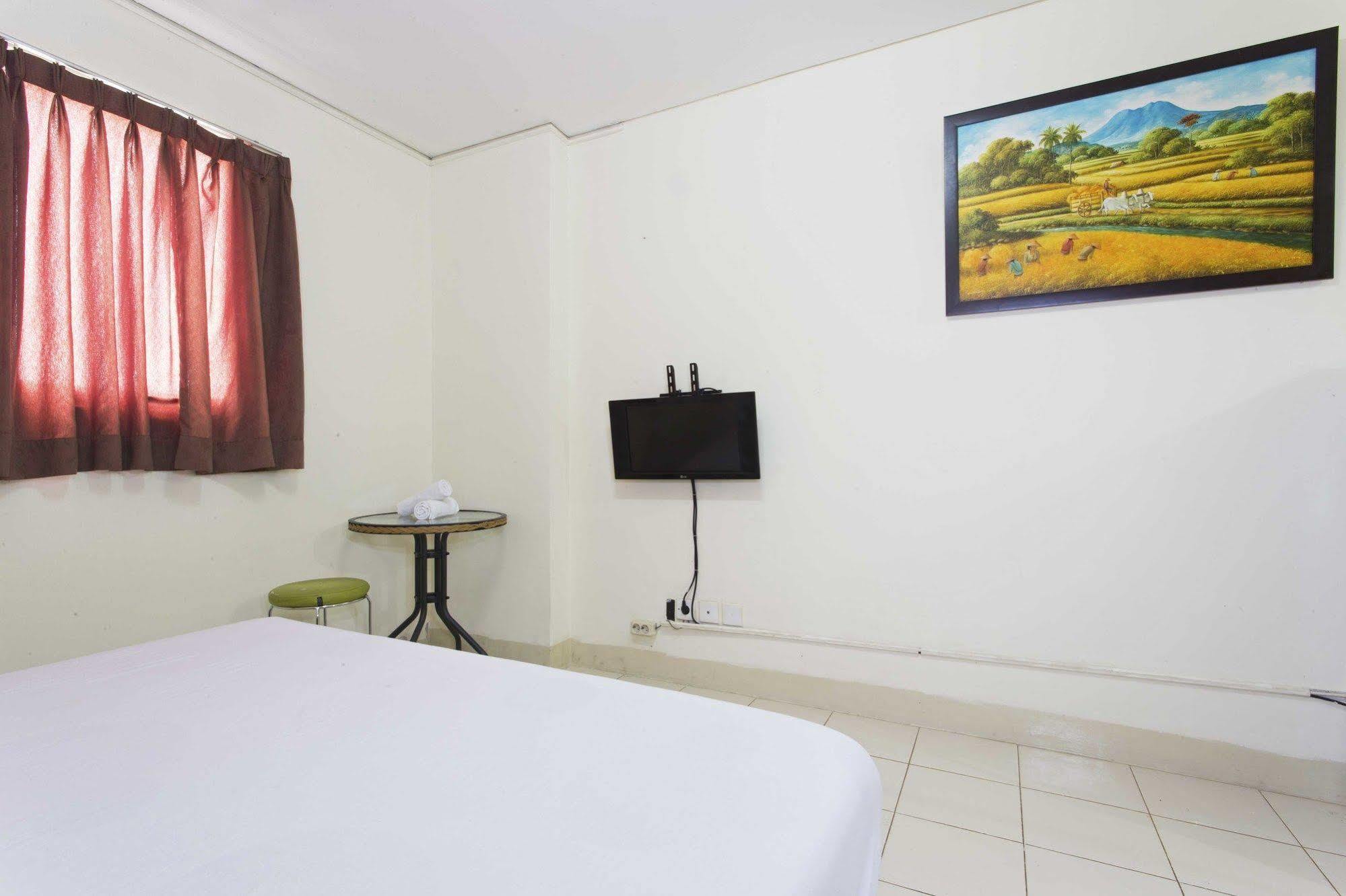 Reddoorz Apartment @ Pulo Gadung Jakarta Extérieur photo